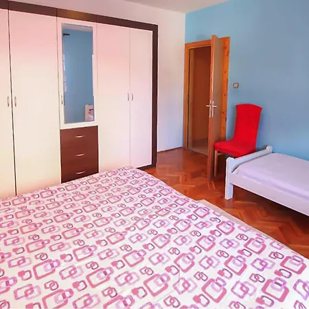 2 Bedroom Stunning In アパート